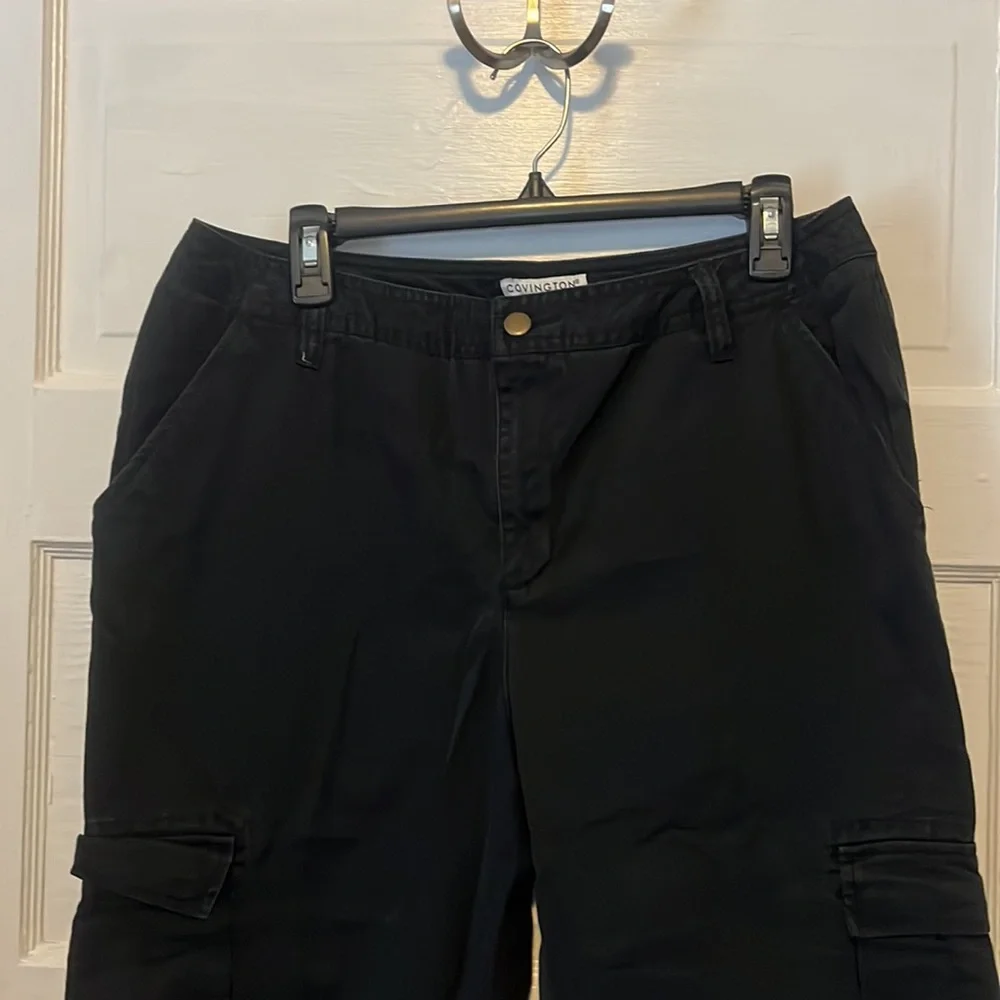 Covington Capris - Picture 2 of 8
